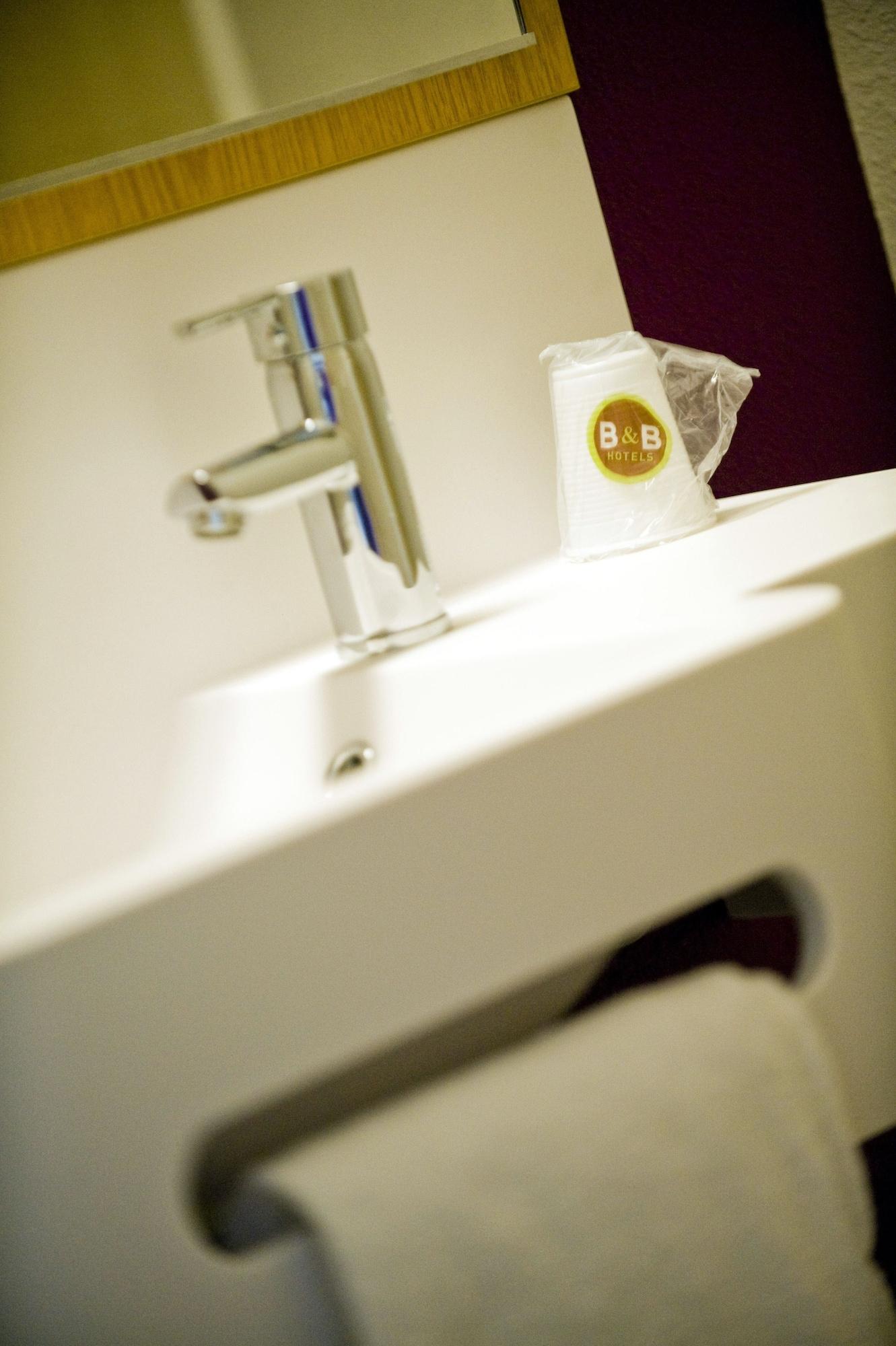 B&B Hotel Toulon La Seyne Sur Mer Экстерьер фото