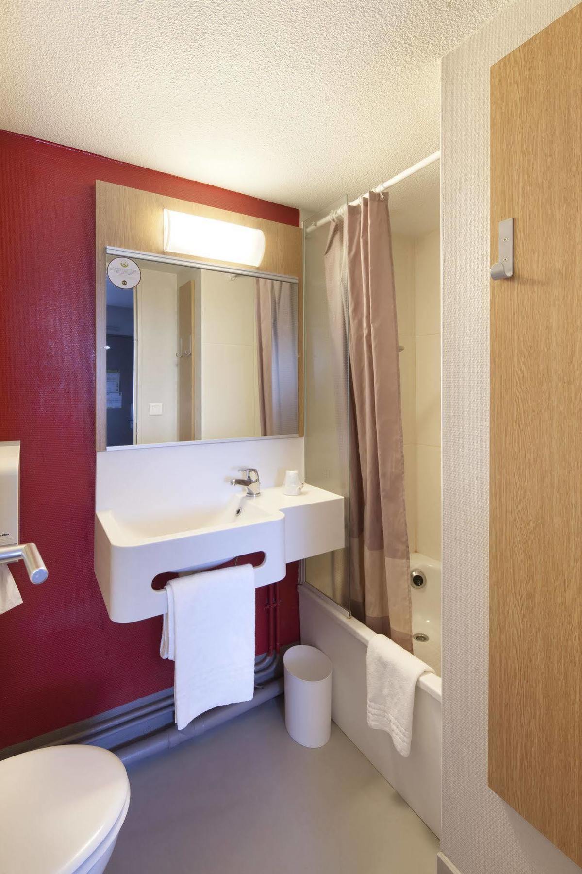 B&B Hotel Toulon La Seyne Sur Mer Экстерьер фото