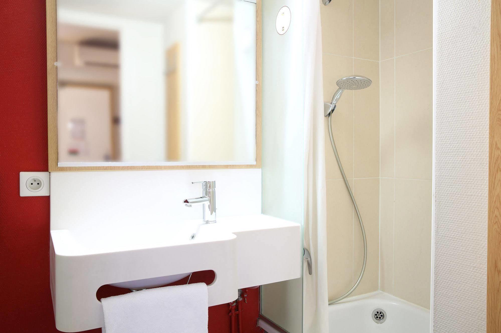 B&B Hotel Toulon La Seyne Sur Mer Экстерьер фото