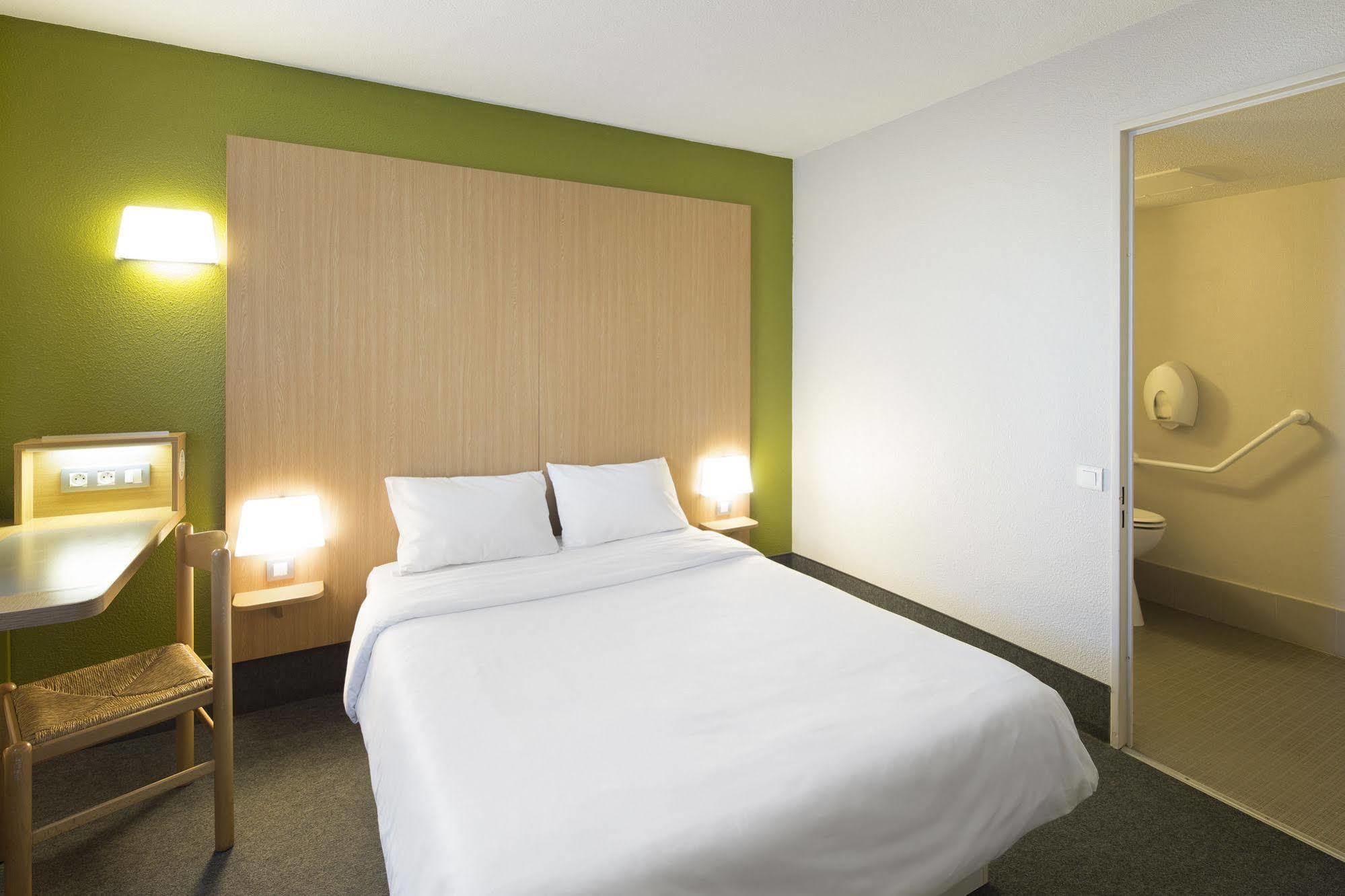 B&B Hotel Toulon La Seyne Sur Mer Экстерьер фото